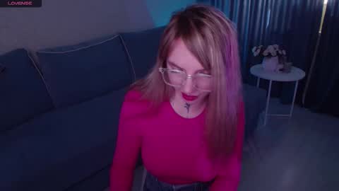 Annet online show from October 5, 2025, 8:12 am