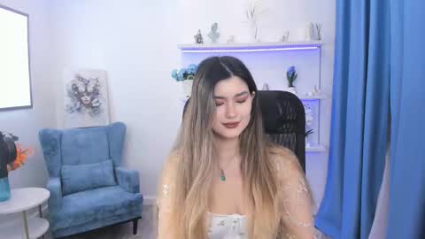 annetli online show from November 7, 2025, 3:28 am