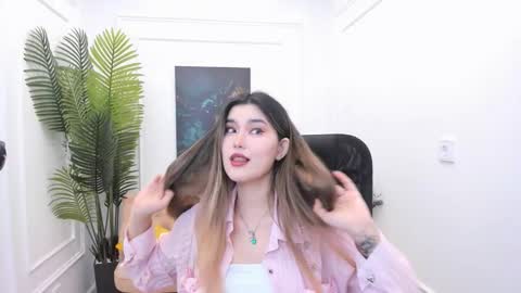 annetli online show from November 9, 2025, 3:16 am