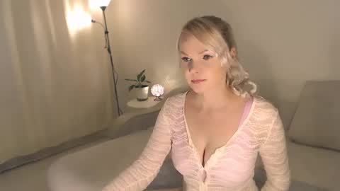 Annett online show from September 24, 2025, 12:47 am