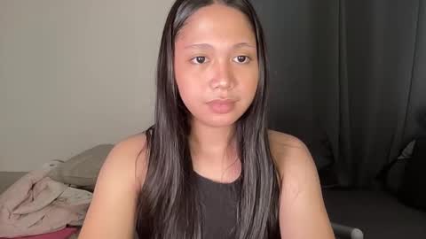 Annette 03 online show from October 19, 2025, 3:56 pm