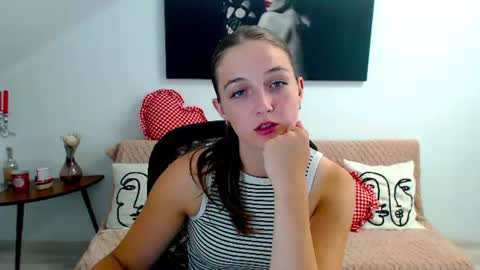 annewilsonn online show from July 17, 2026, 7:26 am