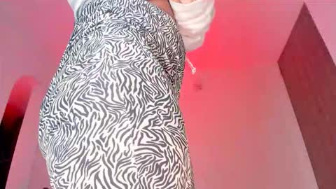 Snapshot of annibigass4daddy chatting on March 25, 2026, 9:15 am Creamy online show from March 25, 2026, 9:15 am