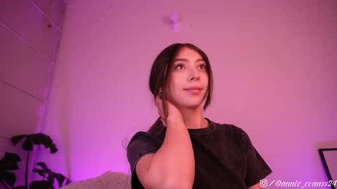 Annie Evans online show from February 27, 2025, 5:02 am