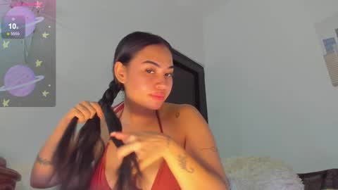 annie_santosx online show from February 28, 2025, 6:20 pm