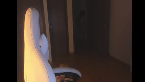 JEANNE no olvides seguirme dont forget follow me  uu online show from January 13, 2026, 11:10 pm