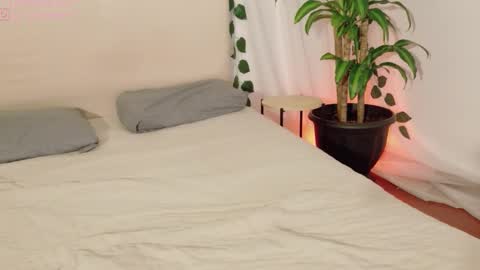 Snapshot of annie_val chatting on February 1, 2026, 7:51 am Annie Valeria online show from February 1, 2026, 7:51 am