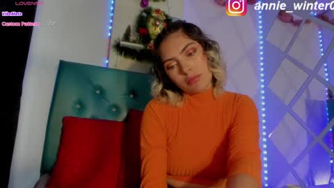 Snapshot of annie_winter1 chatting on December 30, 2024, 9:19 pm Annie online show from December 30, 2024, 9:19 pm