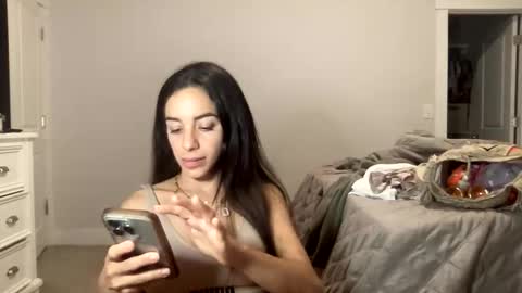 annie_xxx111 online show from October 28, 2025, 12:14 am