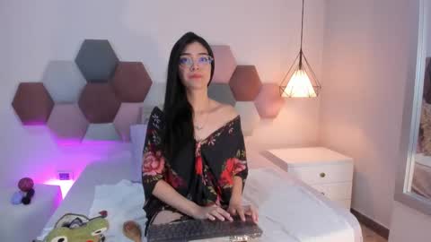 Annie Bluee online show from March 23, 2026, 12:09 pm