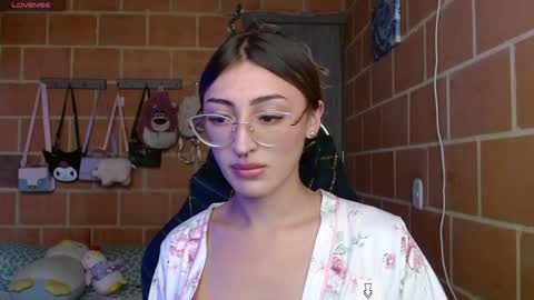 Snapshot of anniee_land chatting on December 26, 2024, 3:31 pm Annie online show from December 26, 2024, 3:31 pm