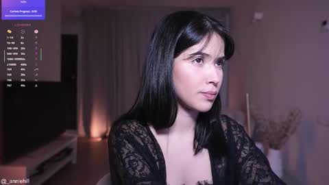 anniehillofficial_ online show from November 14, 2025, 9:46 pm