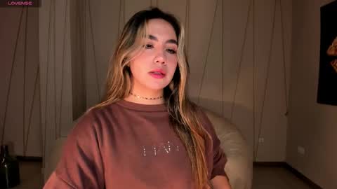 Annie Monroe online show from November 5, 2025, 11:54 am