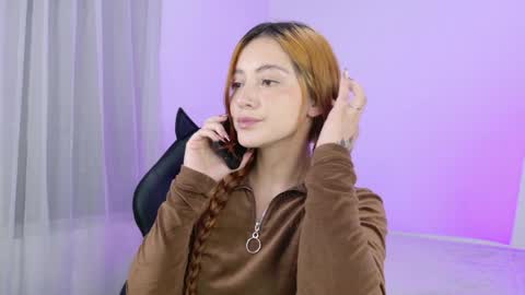 Annie online show from March 26, 2026, 2:39 am