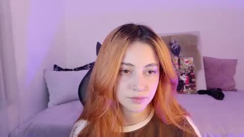 Snapshot of anniemora_ chatting on July 29, 2026, 2:32 am Annie online show from July 29, 2026, 2:32 am