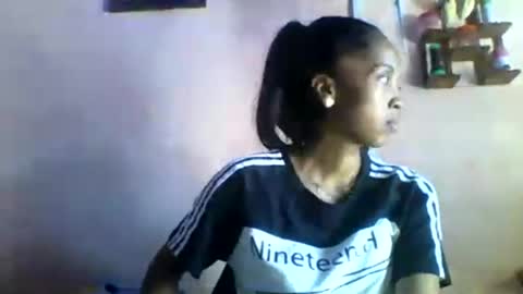 Snapshot of anniesexy1 chatting on June 10, 2026, 10:03 am anniesexy1 online show from June 10, 2026, 10:03 am