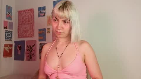 annietinky online show from May 7, 2026, 2:06 am