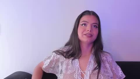 Snapshot of anniie_and_alex chatting on February 11, 2025, 2:57 pm Annie Alex online show from February 11, 2025, 2:57 pm