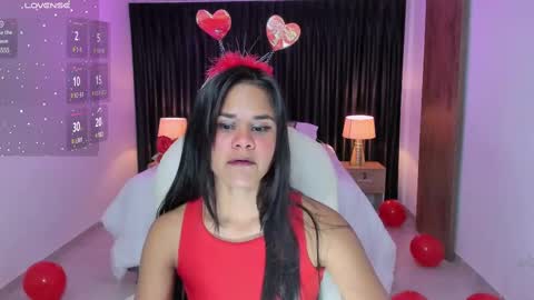 Anniiee online show from February 14, 2025, 11:10 am