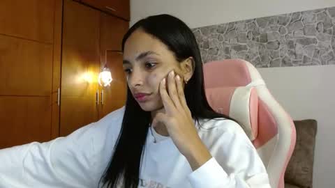 Snapshot of annitaserna chatting on October 10, 2025, 3:11 pm AnnaS online show from October 10, 2025, 3:11 pm