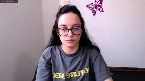 Gaby 3 online show from December 1, 2025, 6:46 pm