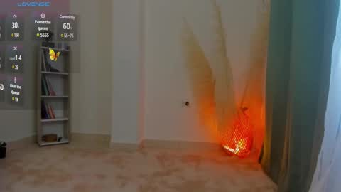 Anntonia Woods  online show from March 11, 2025, 3:02 pm