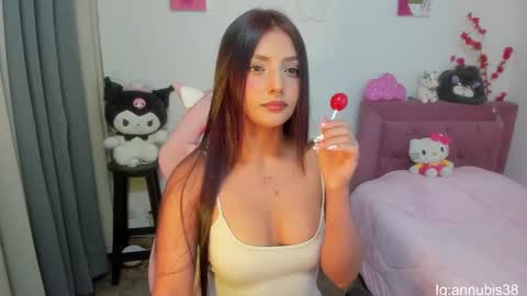 SOFIA INDEPENDENT MODEL online show from January 12, 2025, 3:39 am