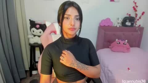 SOFIA INDEPENDENT MODEL online show from January 17, 2025, 8:02 am