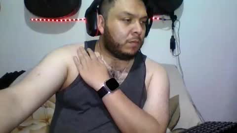 lion kennedy independent model moderator online show from October 27, 2025, 3:32 am