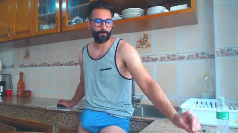 Snapshot of annuler_9 chatting on September 19, 2025, 2:40 pm adrenalinE online show from September 19, 2025, 2:40 pm