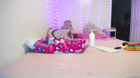 Snapshot of anny_bunny1 chatting on March 4, 2025, 12:50 am INDEPENDENT MODEL next srteam 240624 online show from March 4, 2025, 12:50 am