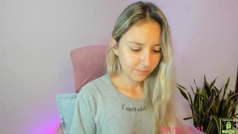 Issabela online show from November 22, 2025, 2:16 pm