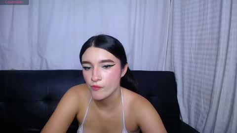 Anny online show from July 8, 2026, 7:51 pm