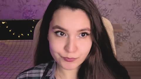 Snapshot of anny_shine chatting on May 31, 2026, 11:28 pm Annie online show from May 31, 2026, 11:28 pm