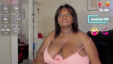 Melani online show from October 6, 2025, 6:27 pm