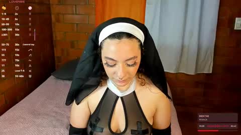 Snapshot of annycolin chatting on February 18, 2025, 11:08 pm Anny IG online show from February 18, 2025, 11:08 pm