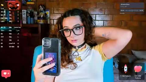 Snapshot of annycolin chatting on October 29, 2025, 2:47 am Anny IG online show from October 29, 2025, 2:47 am