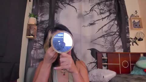 Snapshot of annyluna1 chatting on January 10, 2026, 8:21 pm Annyluna online show from January 10, 2026, 8:21 pm