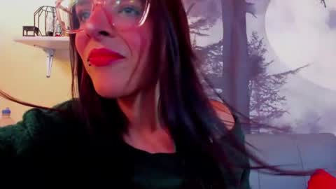 Snapshot of annyluna1 chatting on June 18, 2026, 6:56 pm Annyluna online show from June 18, 2026, 6:56 pm