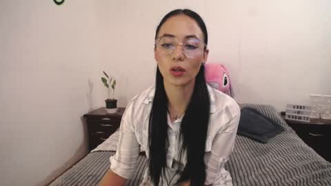 Anny online show from February 7, 2025, 8:42 pm