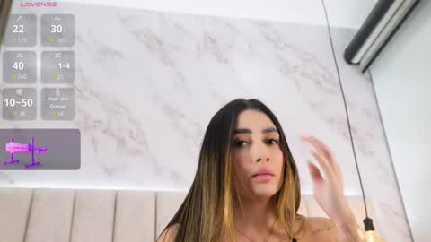 Snapshot of annyy_rosse chatting on February 8, 2026, 5:44 am ANNYY online show from February 8, 2026, 5:44 am