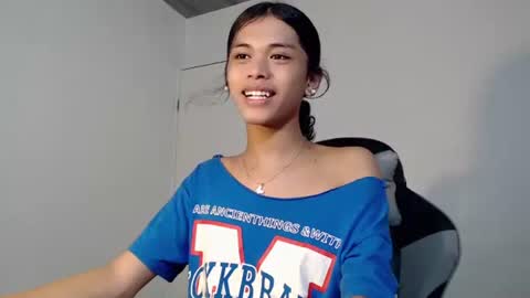 anok_yaii online show from December 17, 2025, 6:30 am