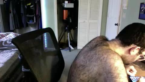 Snapshot of anonman12 chatting on October 12, 2025, 12:26 pm anonman12 online show from October 12, 2025, 12:26 pm