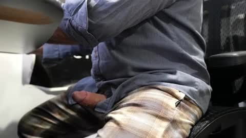 D online show from February 19, 2025, 4:22 pm