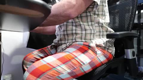 D online show from February 26, 2025, 6:11 pm