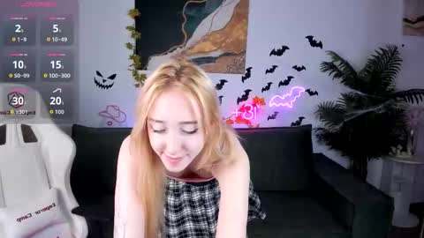 Anora online show from November 5, 2025, 12:27 pm