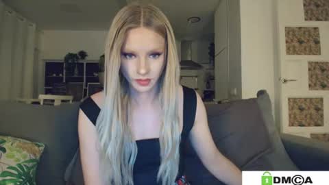 Snapshot of anorsel chatting on June 12, 2026, 9:52 am Sexy Ladybug online show from June 12, 2026, 9:52 am