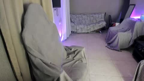 jasperD online show from April 12, 2026, 6:24 pm