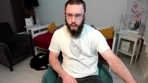 Snapshot of ant_power chatting on February 1, 2026, 7:18 am Ant online show from February 1, 2026, 7:18 am