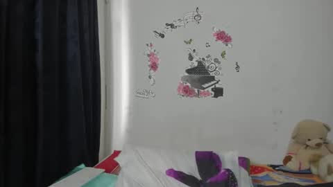 anthonela_mature_ online show from November 18, 2025, 6:12 pm